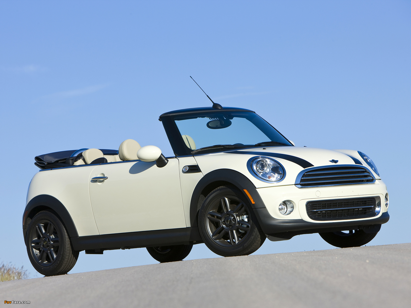 Images of Mini Cooper Cabrio US-spec (R57) 2010 (1600 x 1200)