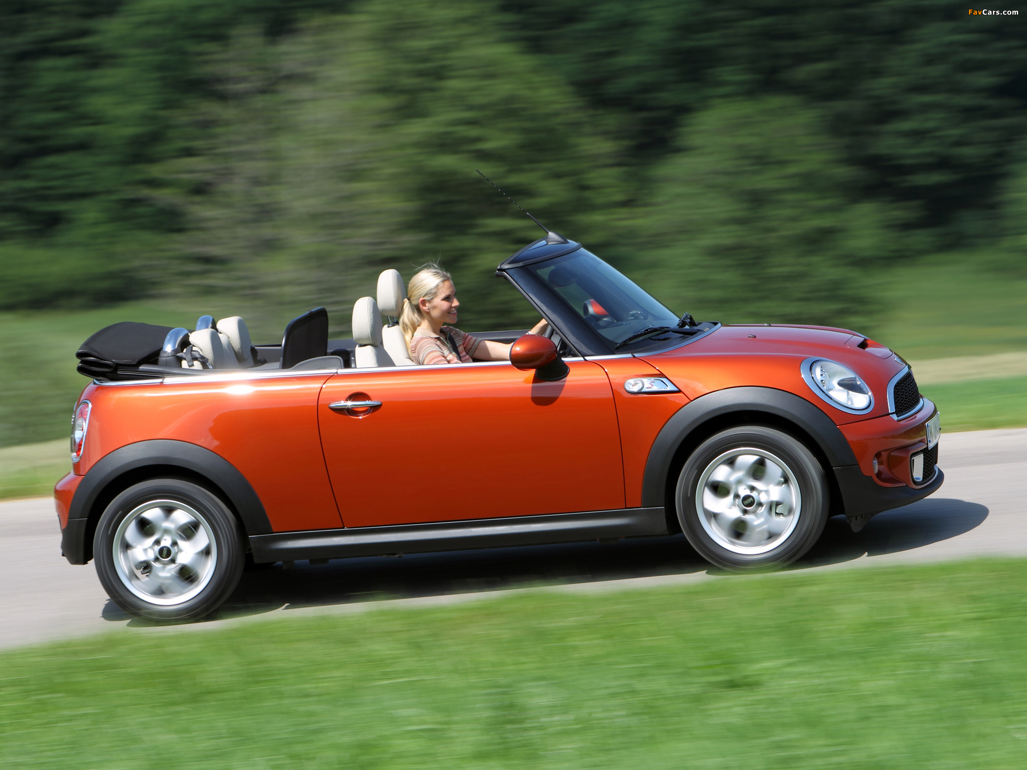 Images of Mini Cooper S Cabrio (R57) 2010 (2048 x 1536)