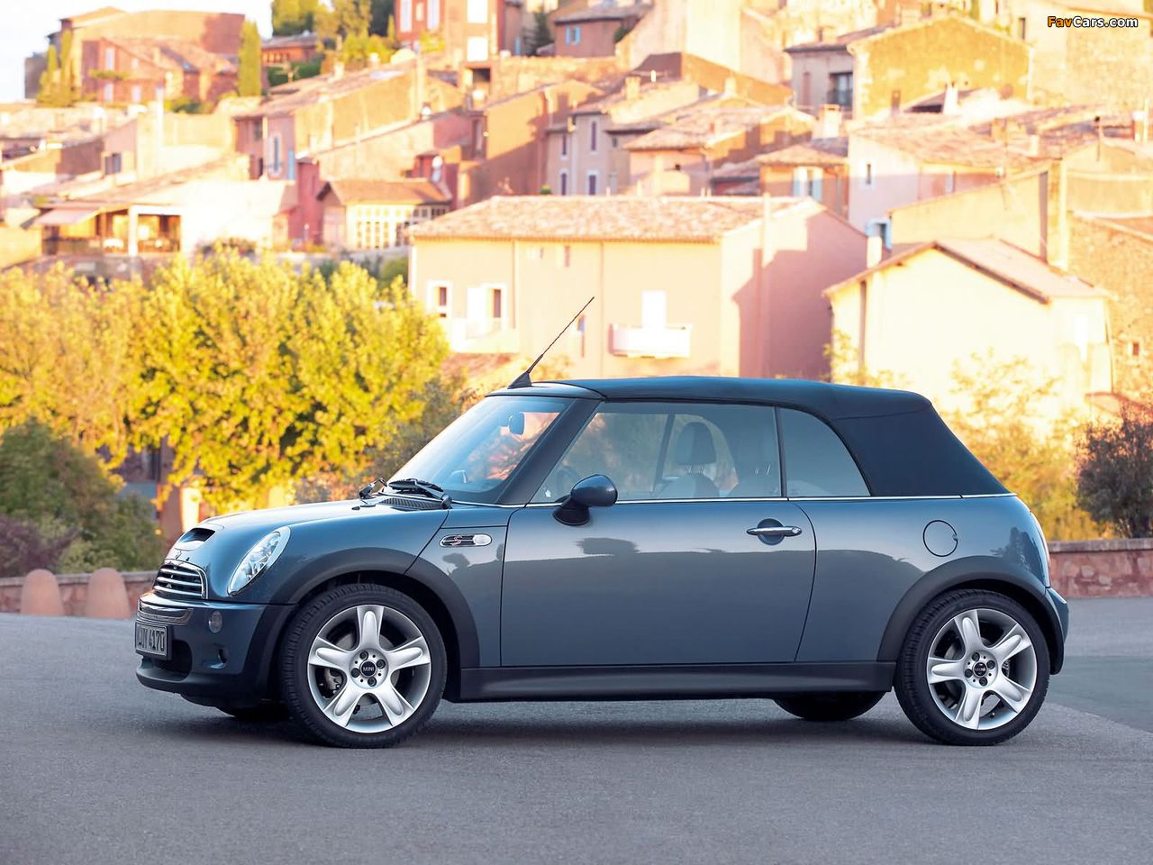 Mini Cooper S Cabrio (R52) 2004–08 pictures (1280 x 960)