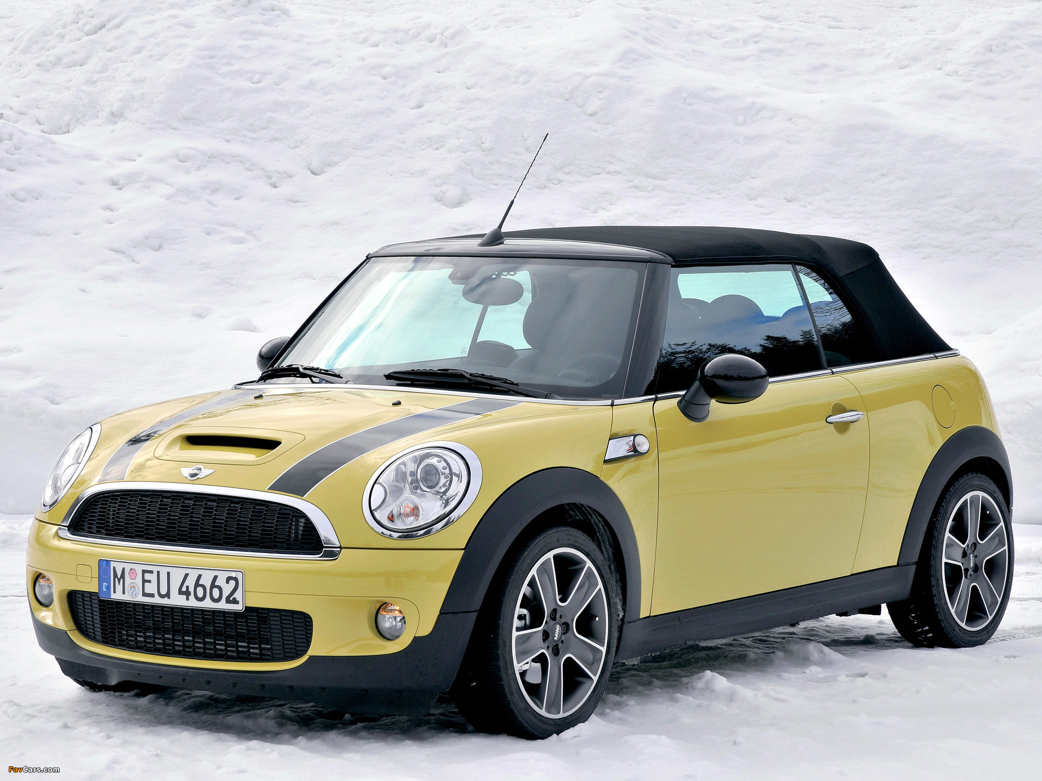 Mini Cooper S Cabrio (R57) 2009–10 photos (2048 x 1536)