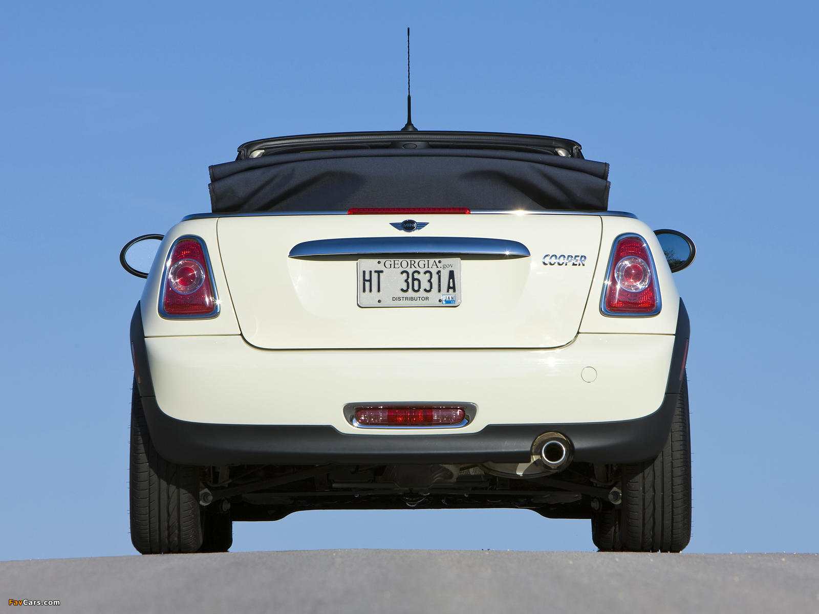 Mini Cooper Cabrio US-spec (R57) 2010 images (1600 x 1200)