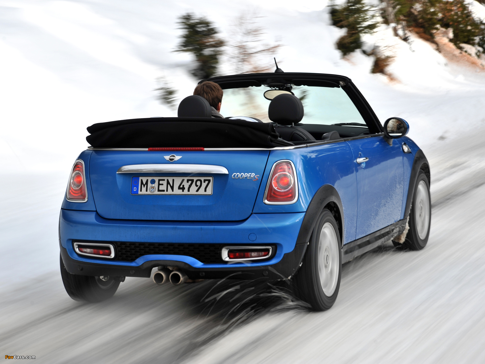 Mini Cooper S Cabrio (R57) 2010 wallpapers (1600 x 1200)