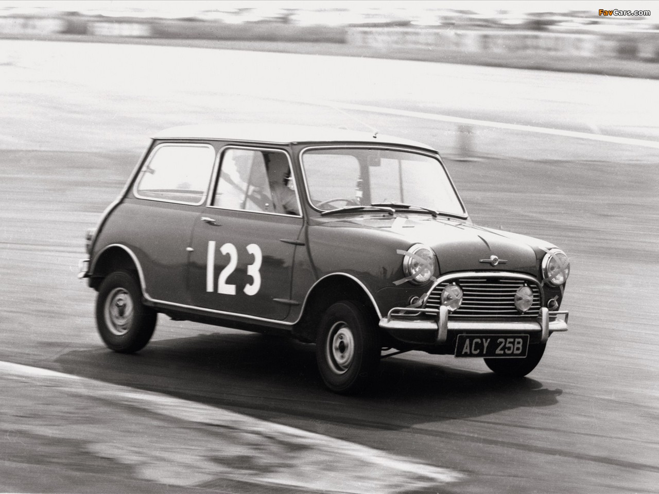 Images of Morris Mini Cooper S Racing Car (ADO15) 1964–68 (1280 x 960)