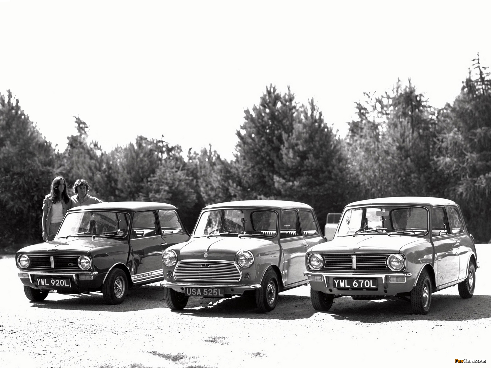 Images of Mini 1275 GT, Mini 1000 i Mini Clubman 1973 (1600 x 1200)