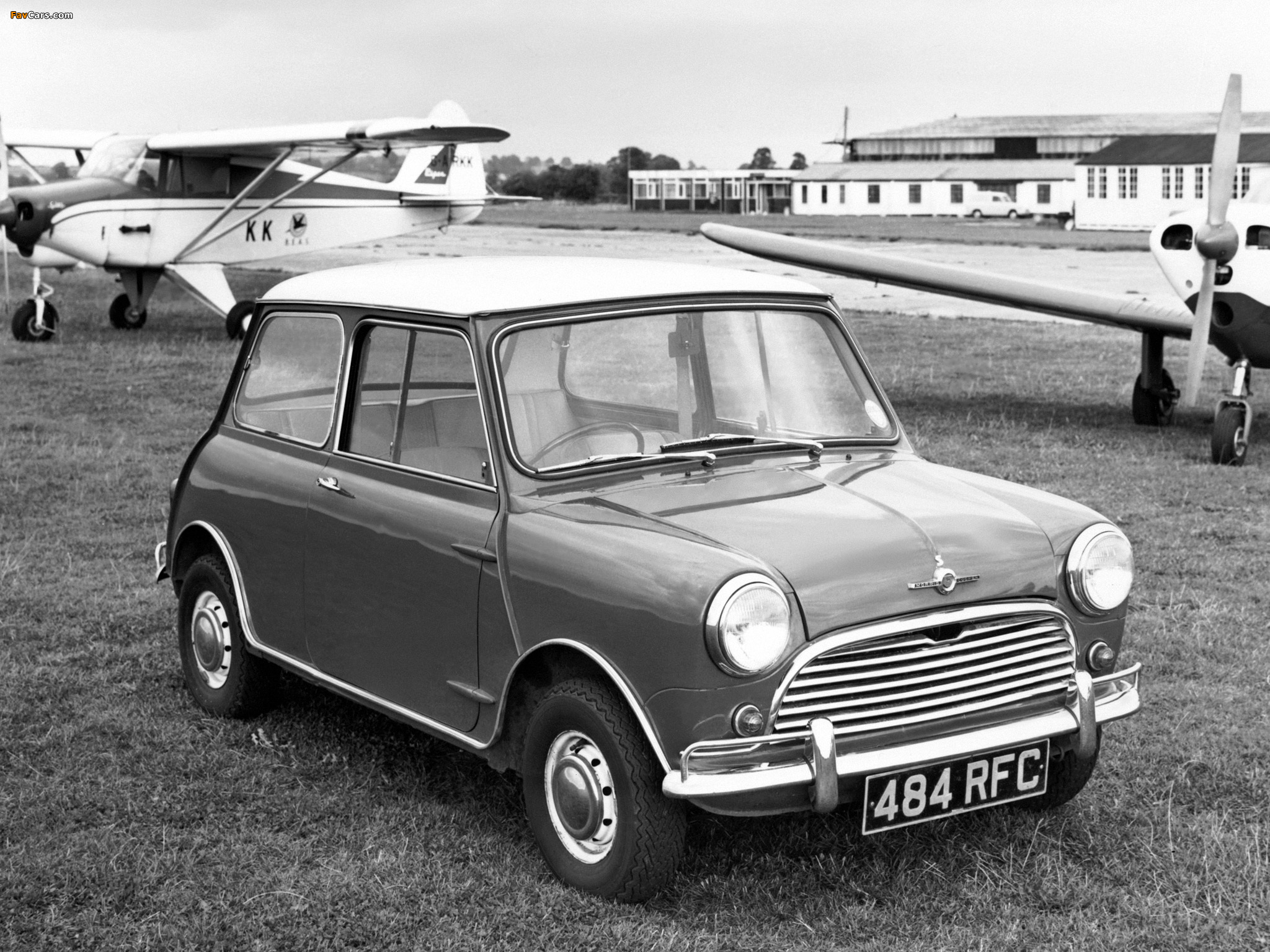 Morris Mini Cooper S (ADO15) 1963–69 pictures (2048 x 1536)