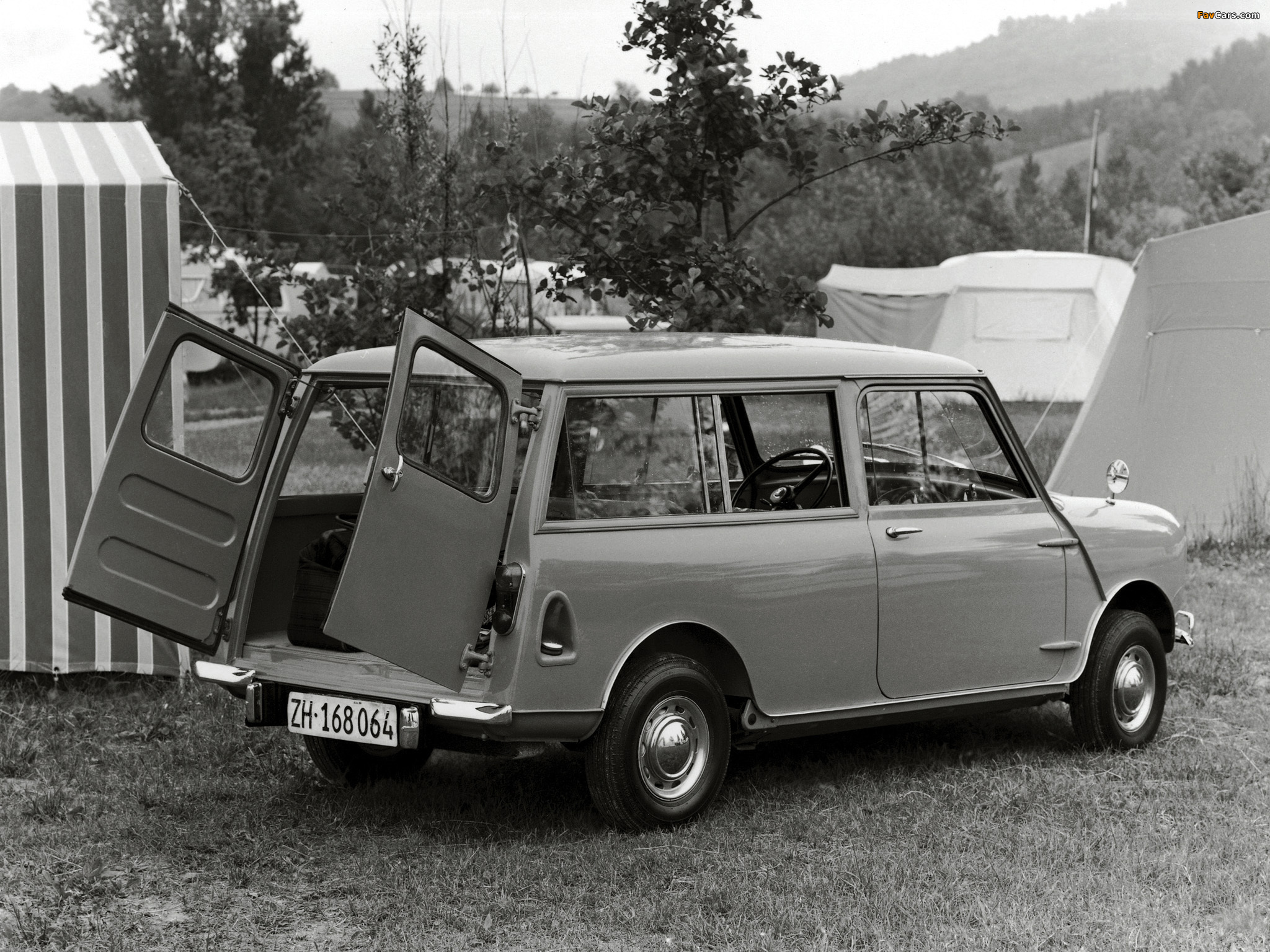 Pictures of Morris Mini Traveller (ADO15) 1960–69 (2048 x 1536)