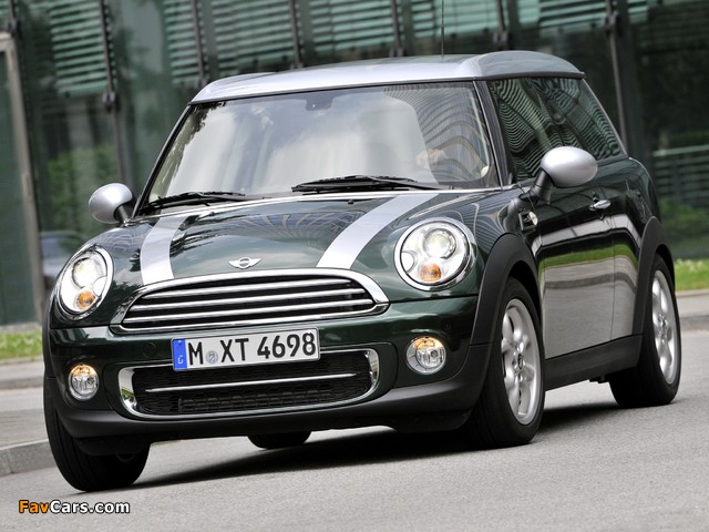 Images of MINI Cooper D Clubman (R55) 2010 (640 x 480)