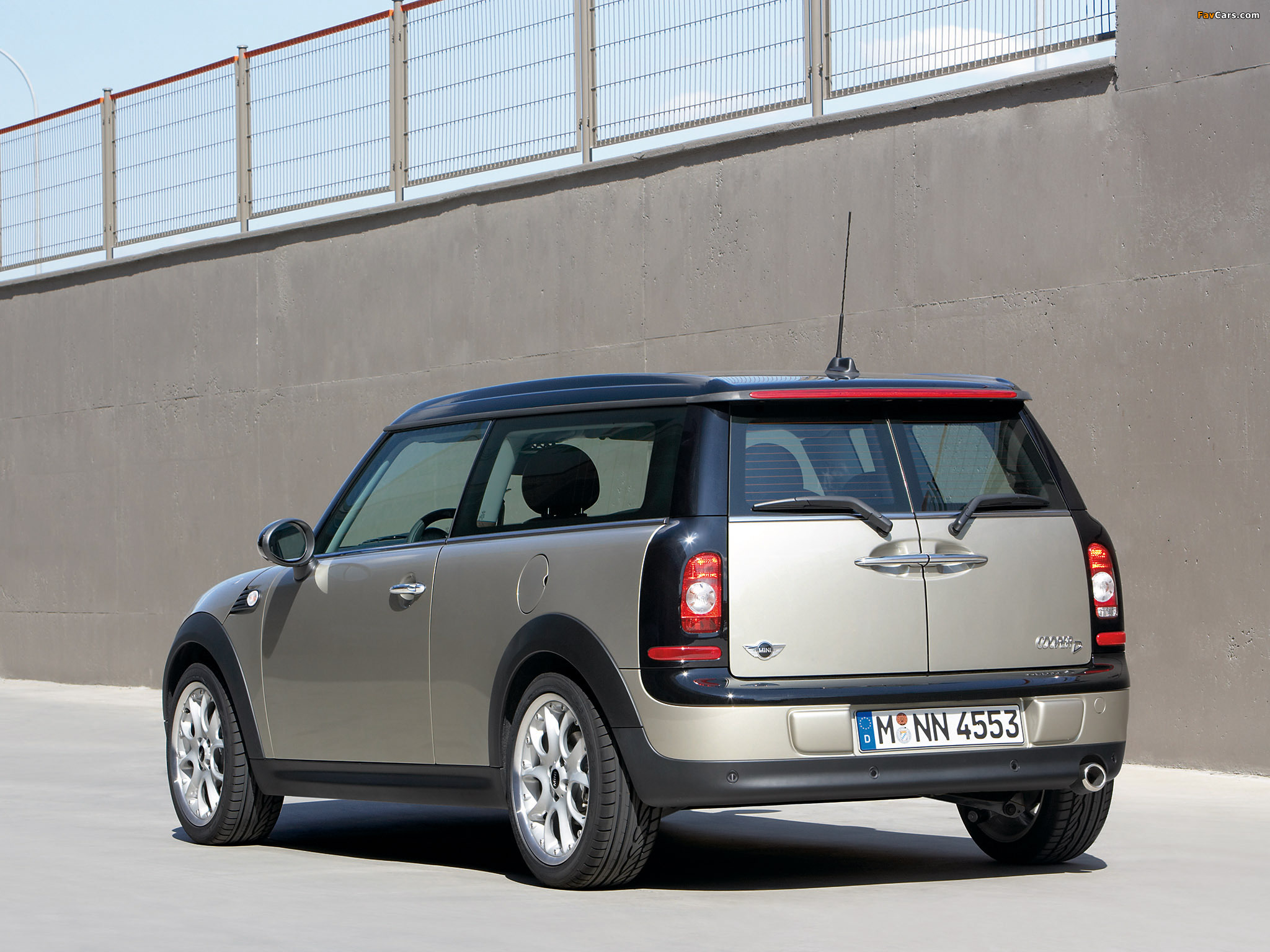 MINI Cooper D Clubman (R55) 2007–10 pictures (2048 x 1536)