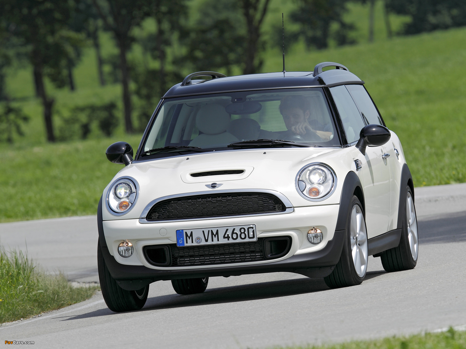 MINI Cooper S Clubman (R55) 2010 pictures (1600 x 1200)