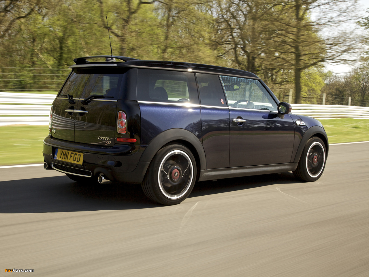 MINI Cooper SD Clubman 50 Hampton UK-spec (R55) 2011 pictures (1280 x 960)