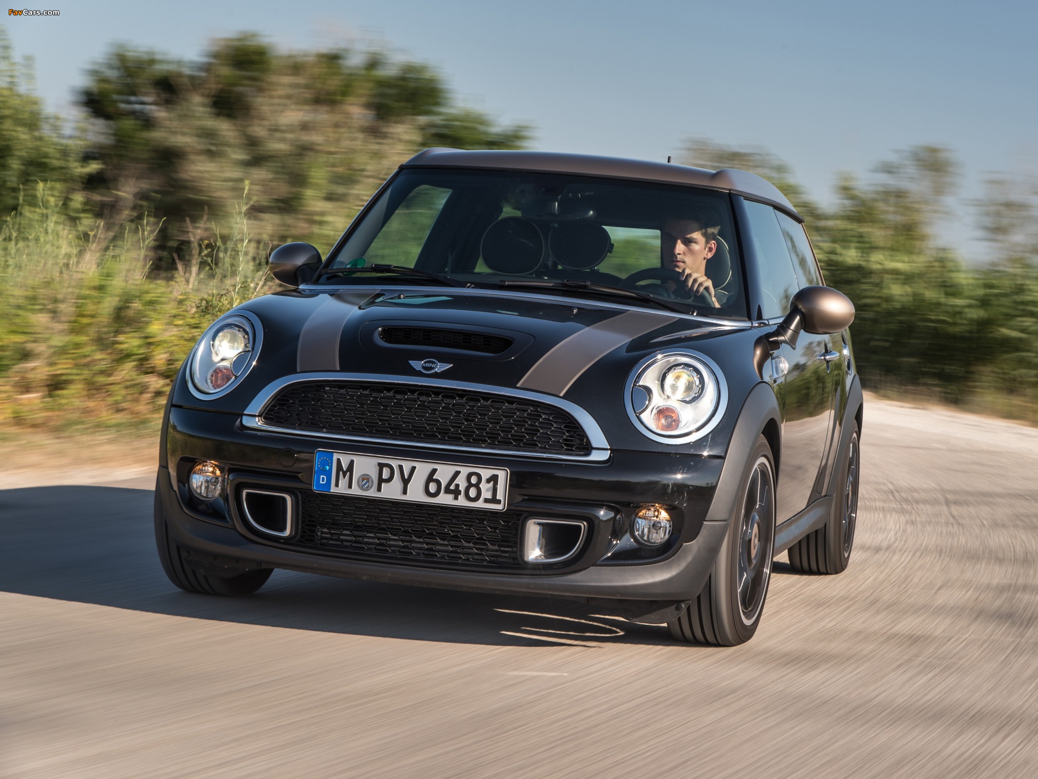 MINI Cooper S Clubman Bond Street (R55) 2013 pictures (2048 x 1536)