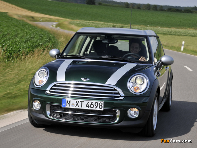 Photos of MINI Cooper D Clubman (R55) 2010 (640 x 480)