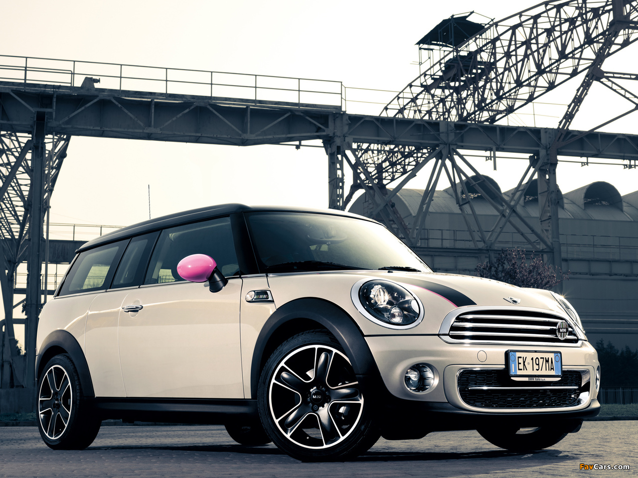 Photos of MINI Cooper D Clubman Ray Line (R55) 2012 (1280 x 960)