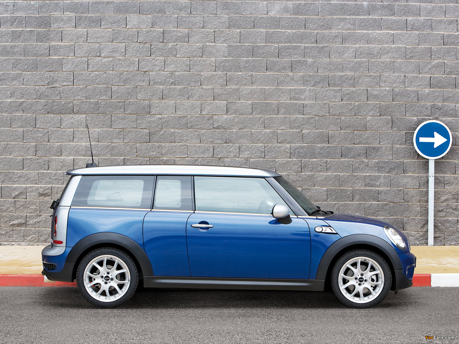 Pictures of MINI Cooper S Clubman (R55) 2007–10 (1600 x 1200)