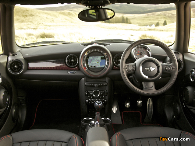 MINI Cooper SD Clubman 50 Hampton UK-spec (R55) 2011 wallpapers (640 x 480)