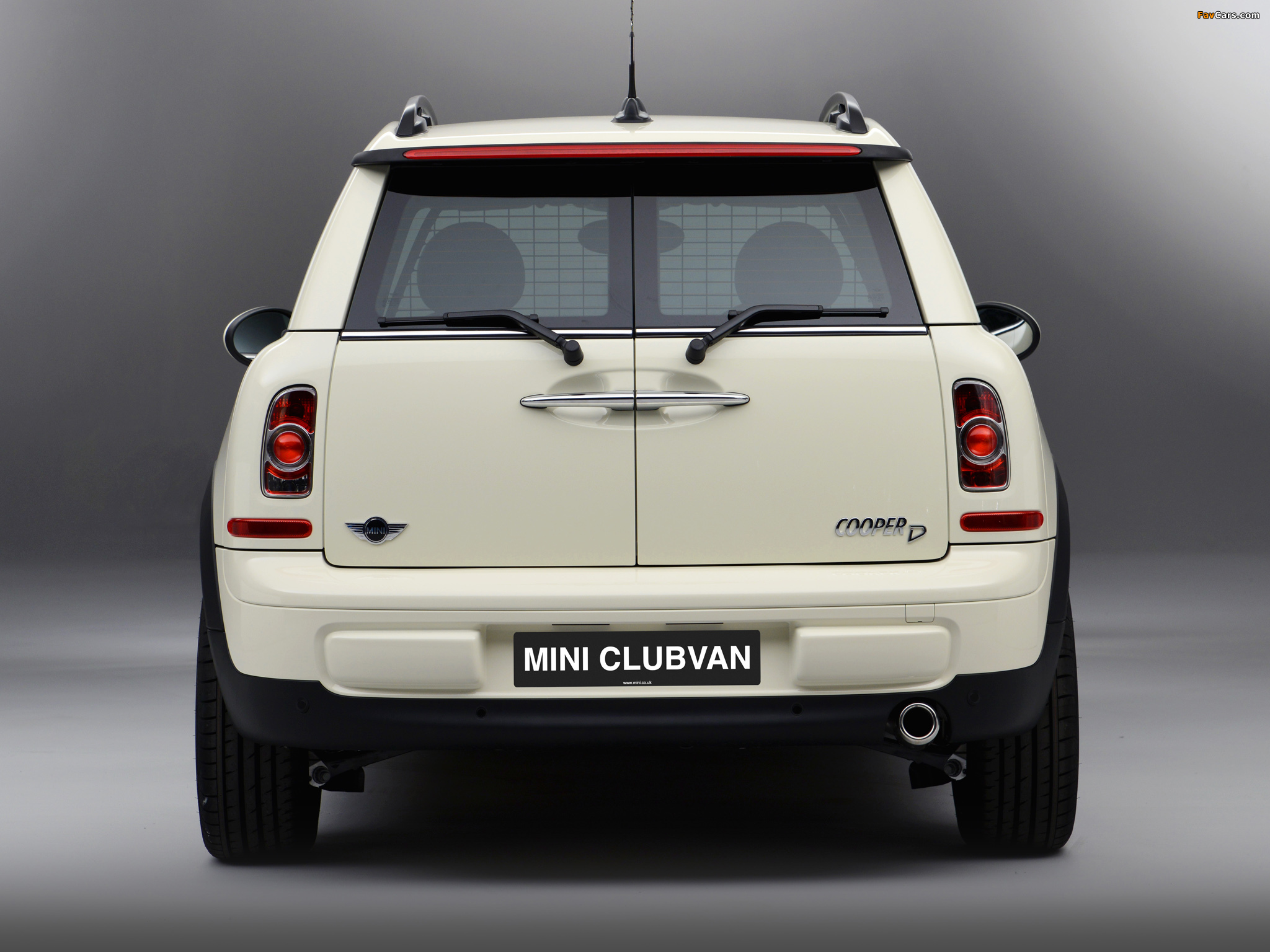 Images of MINI Cooper D Clubvan UK-spec (R55) 2012 (2048 x 1536)