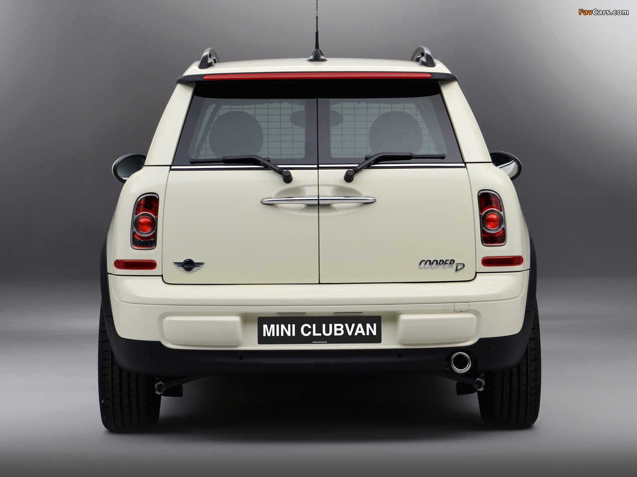 Images of MINI Cooper D Clubvan UK-spec (R55) 2012 (1280 x 960)