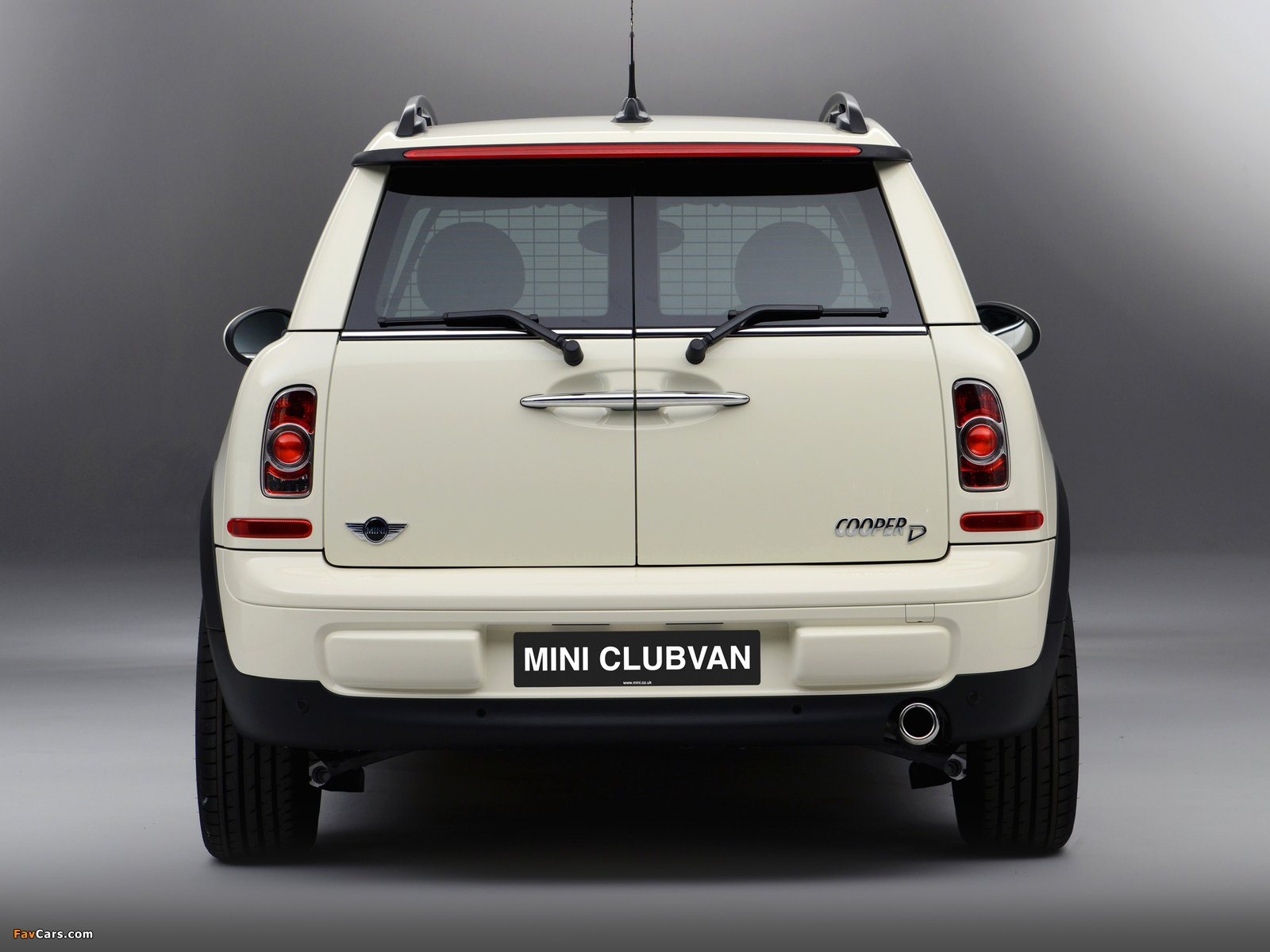Images of MINI Cooper D Clubvan UK-spec (R55) 2012 (1600 x 1200)