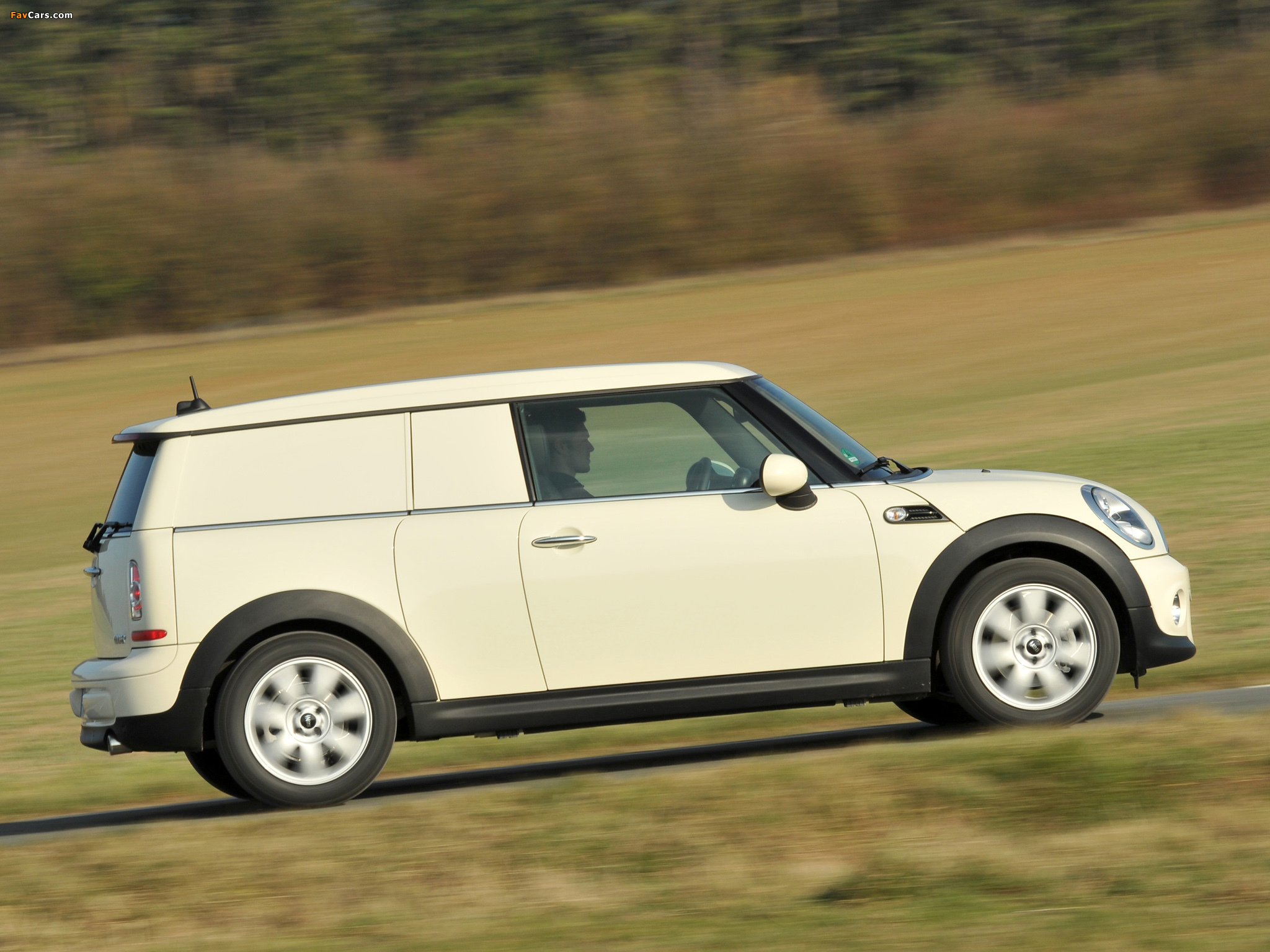 Images of MINI Cooper Clubvan (R55) 2012 (2048 x 1536)