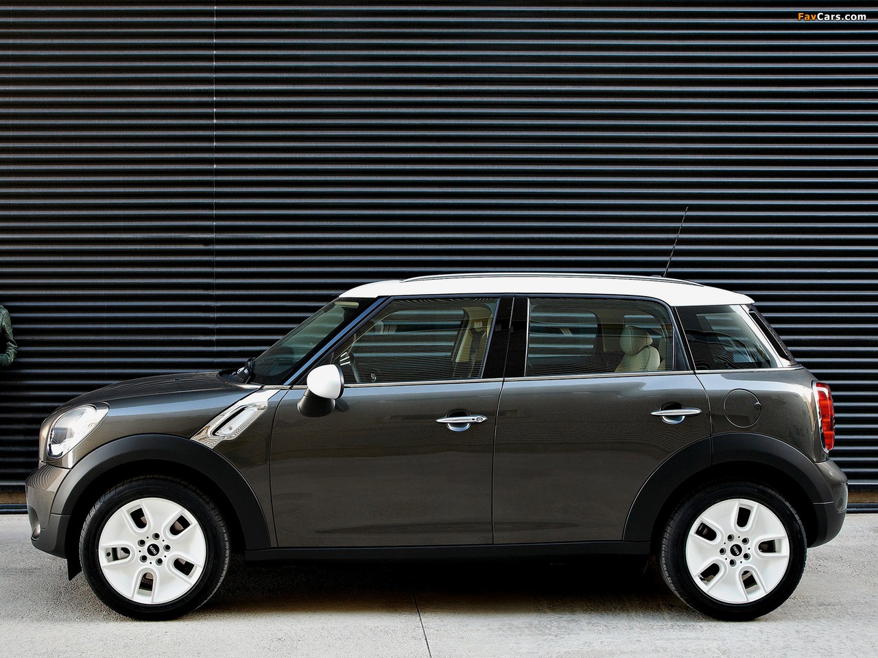 Images of Mini Cooper Countryman (R60) 2010–13 (1280 x 960)