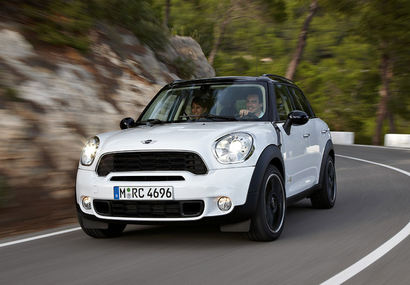 Images of Mini Cooper S Countryman All4 (R60) 2010–13