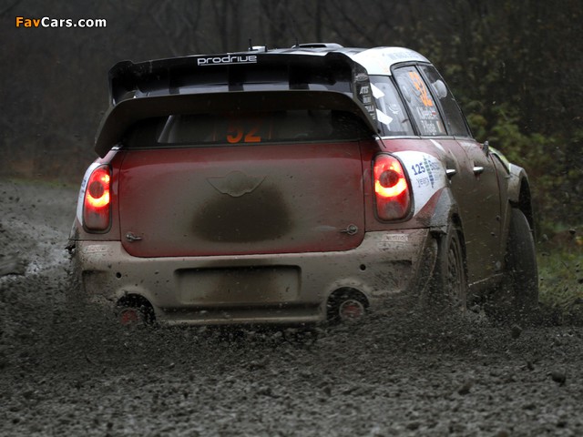 Mini John Cooper Works Countryman WRC (R60) 2011–12 photos (640 x 480)