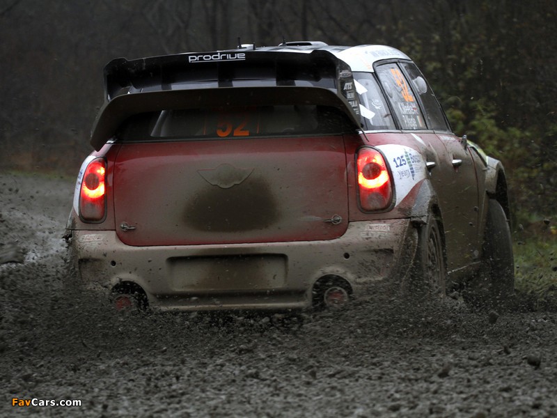 Mini John Cooper Works Countryman WRC (R60) 2011–12 photos (800 x 600)