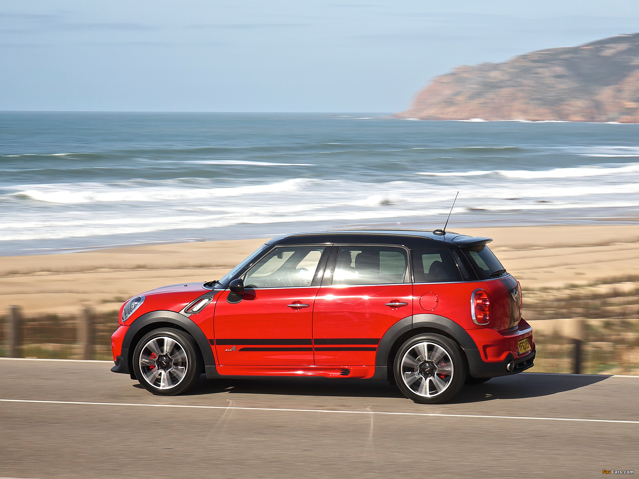 Mini John Cooper Works Countryman UK-spec (R60) 2012 wallpapers (2048 x 1536)