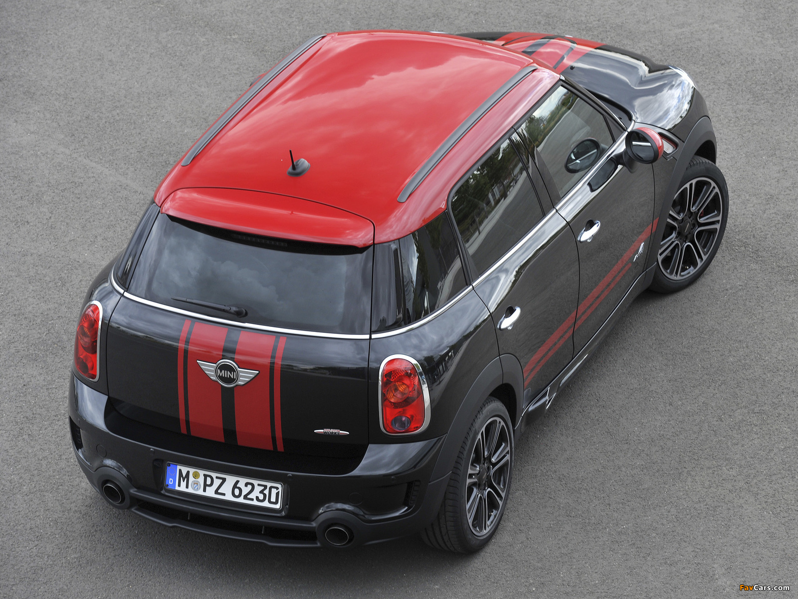 Mini John Cooper Works Countryman (R60) 2012 wallpapers (1600 x 1200)