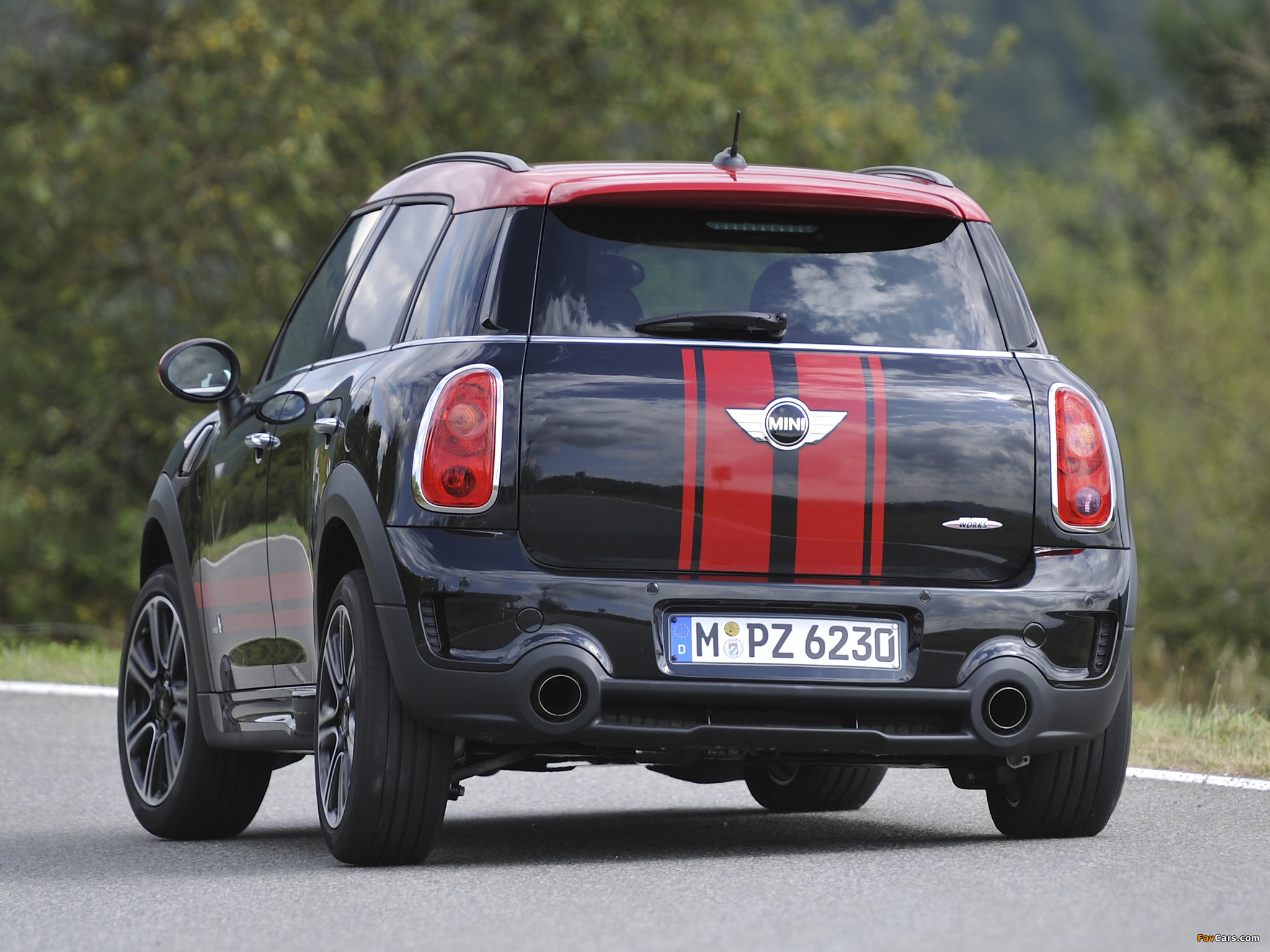 Mini John Cooper Works Countryman (R60) 2012 wallpapers (2048 x 1536)