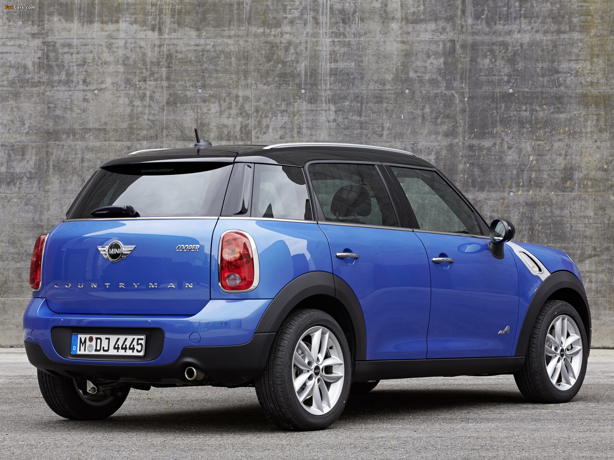 Mini Cooper Countryman All4 (R60) 2013 wallpapers (2048 x 1536)