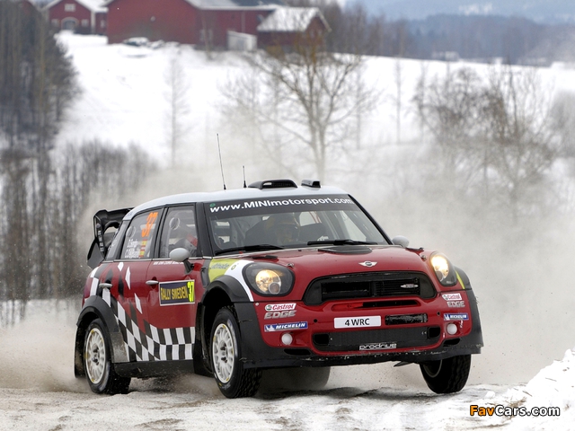 Pictures of Mini John Cooper Works Countryman WRC (R60) 2011–12 (640 x 480)