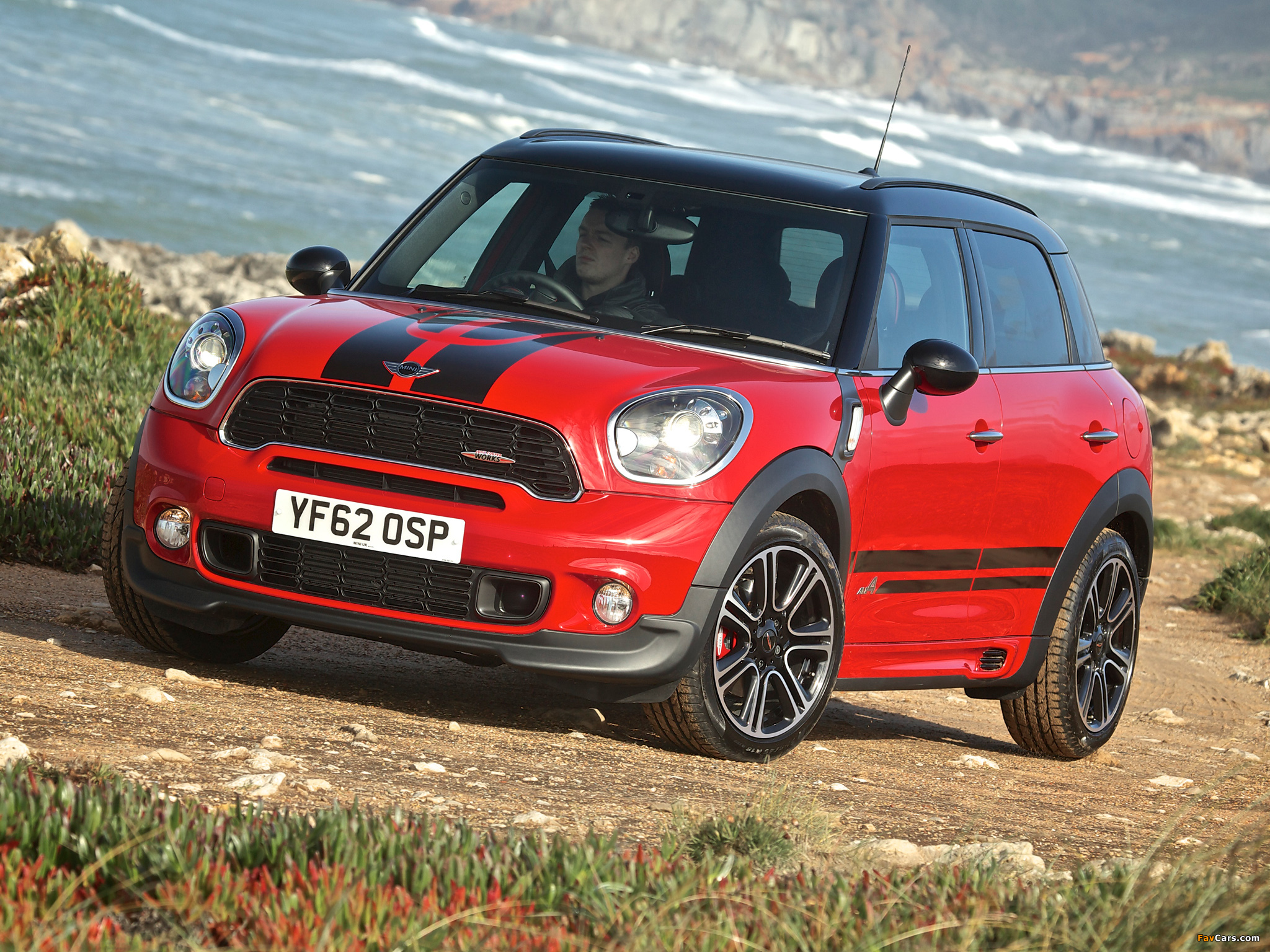 Mini John Cooper Works Countryman UK-spec (R60) 2012 wallpapers (2048 x 1536)