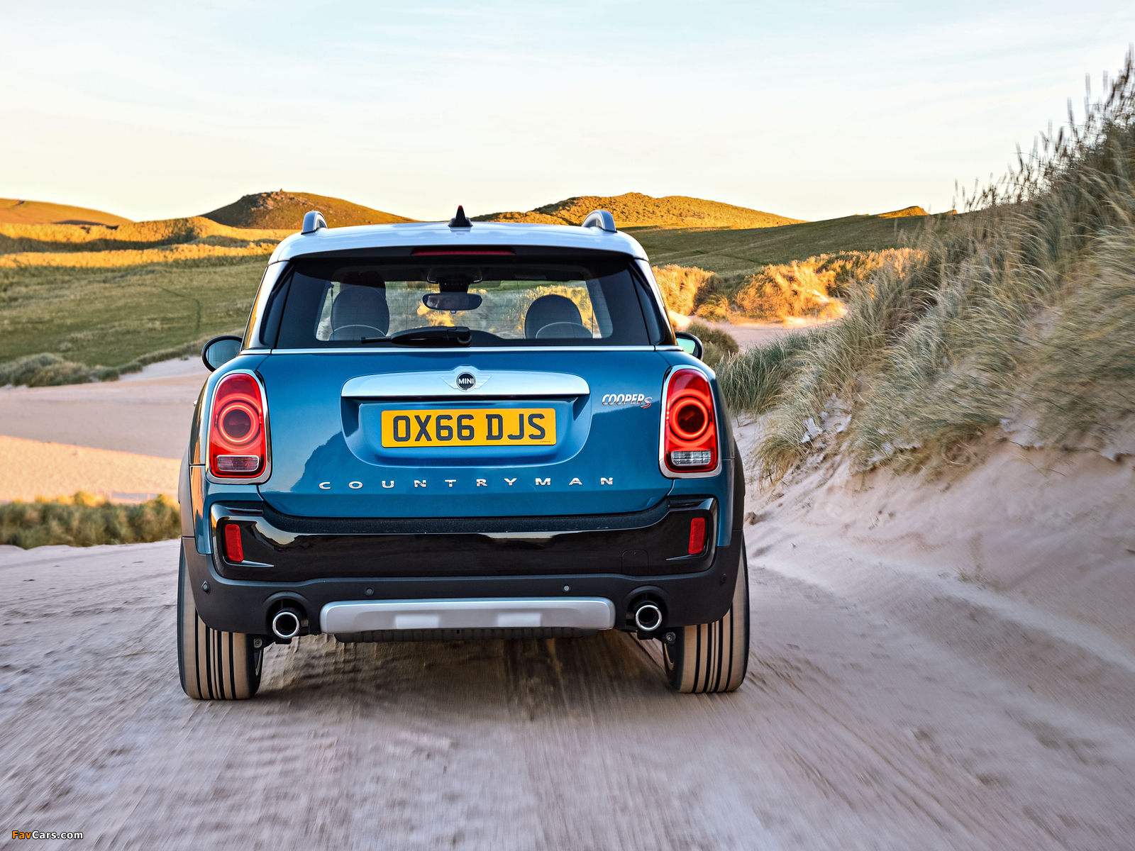 MINI Cooper S Countryman ALL4 Exterior Optic Pack (F60) 2017 wallpapers (1600 x 1200)