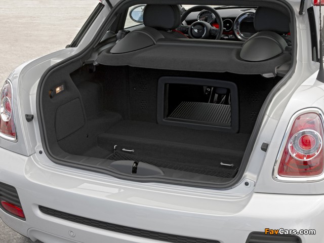Images of MINI John Cooper Works Coupe (R58) 2011 (640 x 480)