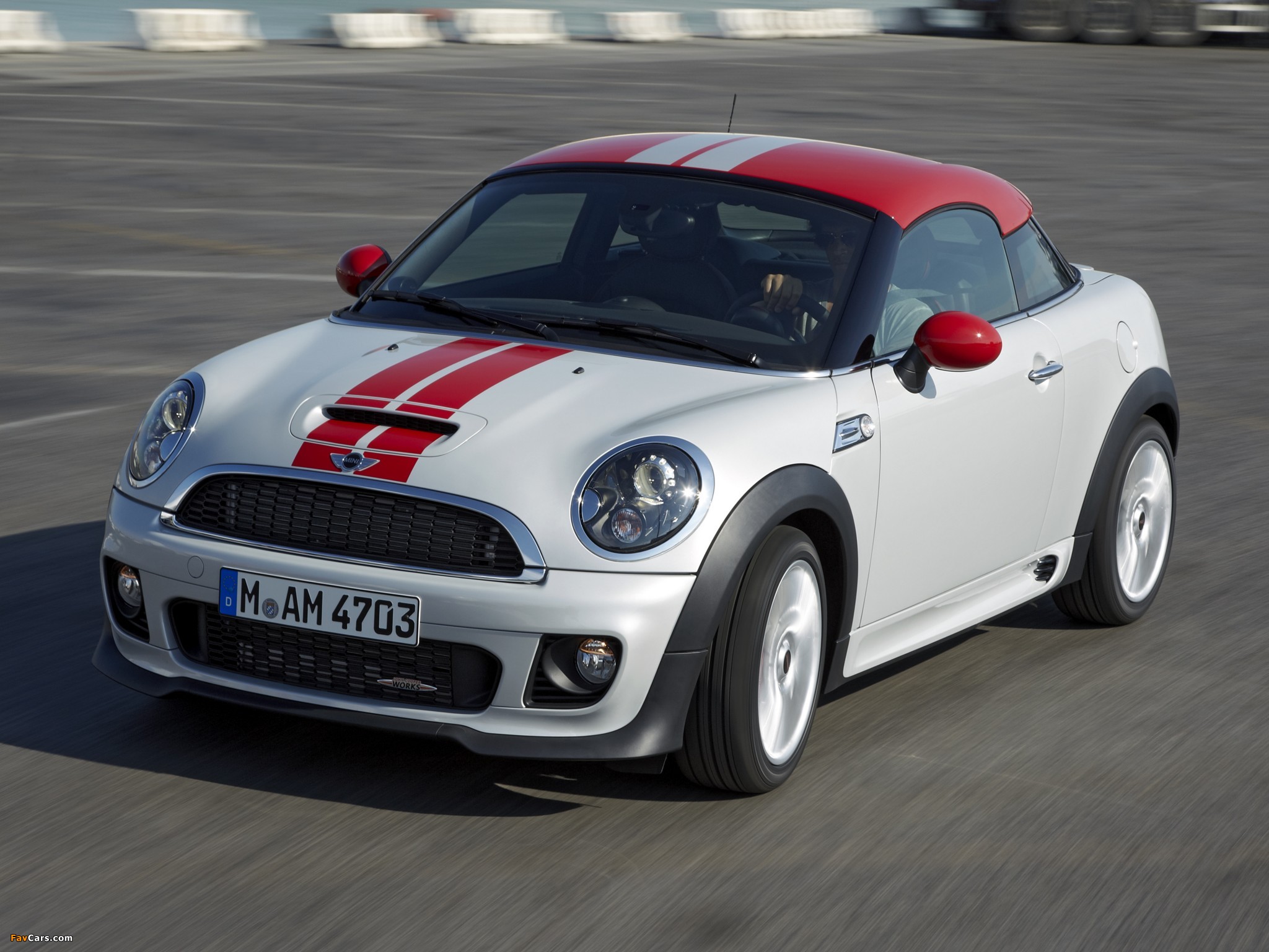 MINI John Cooper Works Coupe (R58) 2011 images (2048 x 1536)