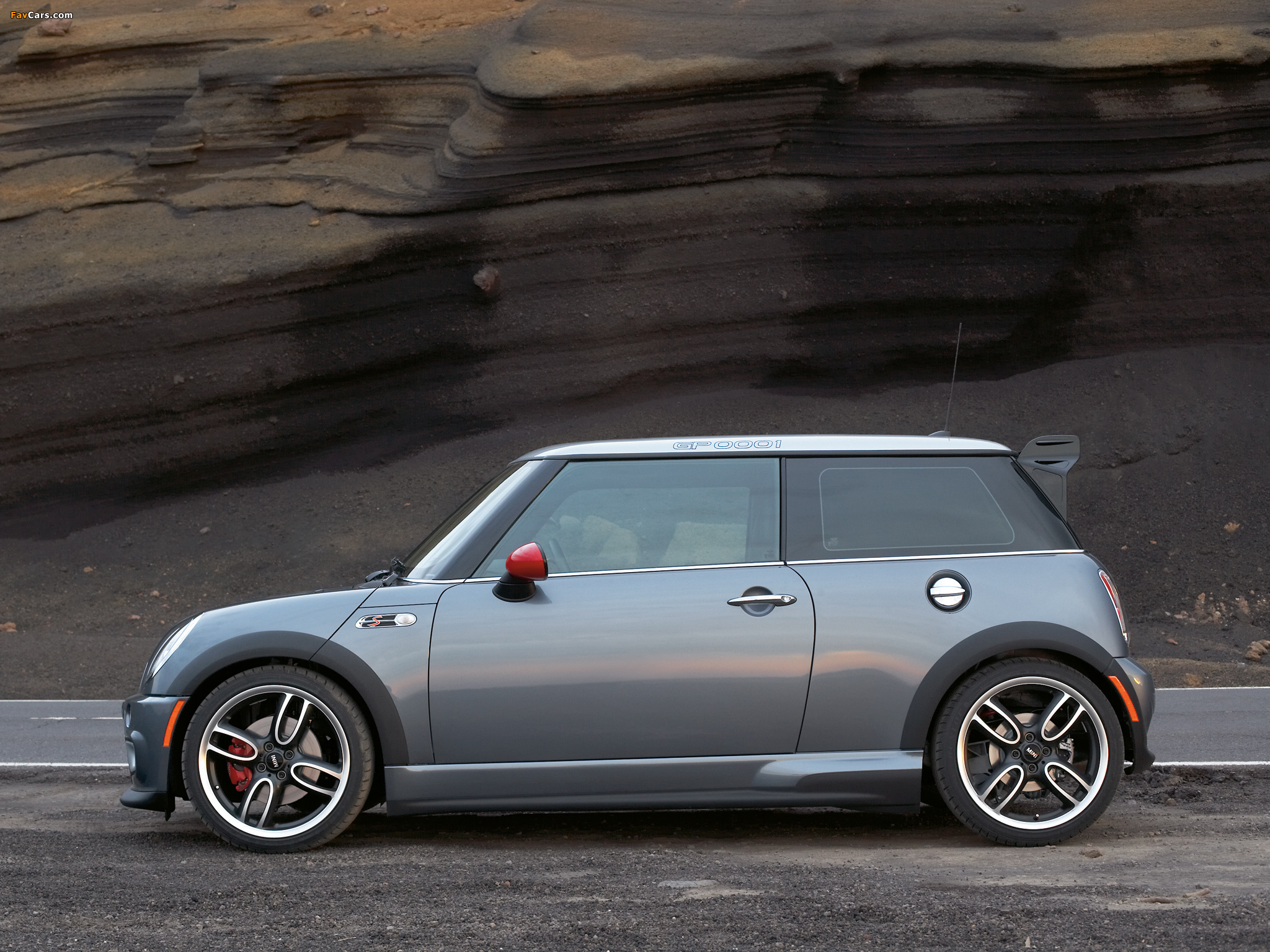 Images of Mini Cooper S John Cooper Works GP (R53) 2006 (2048 x 1536)