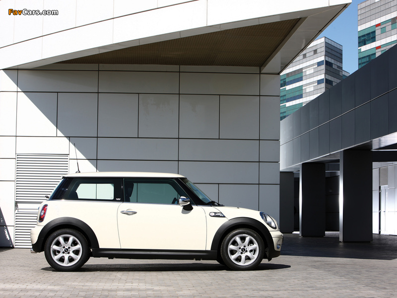 Images of Mini Cooper Abbey Road (R56) 2008 (800 x 600)