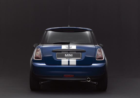Mini R56 2008 Rear Images of Mini Cooper Trigger (R56) 2008