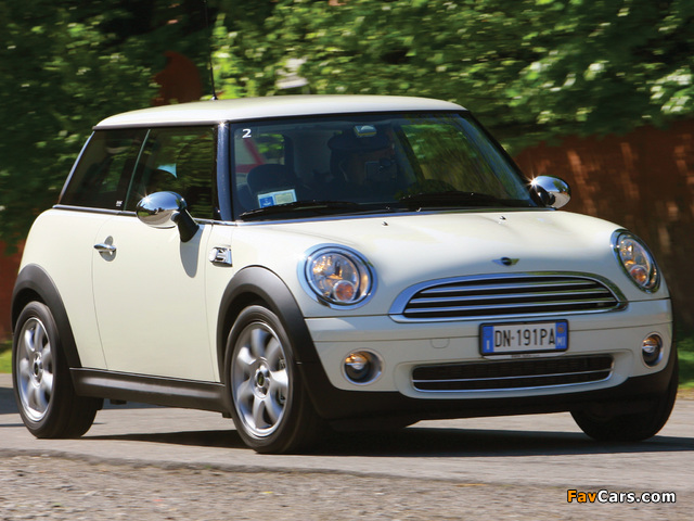 Images of Mini Cooper Abbey Road (R56) 2008 (640 x 480)