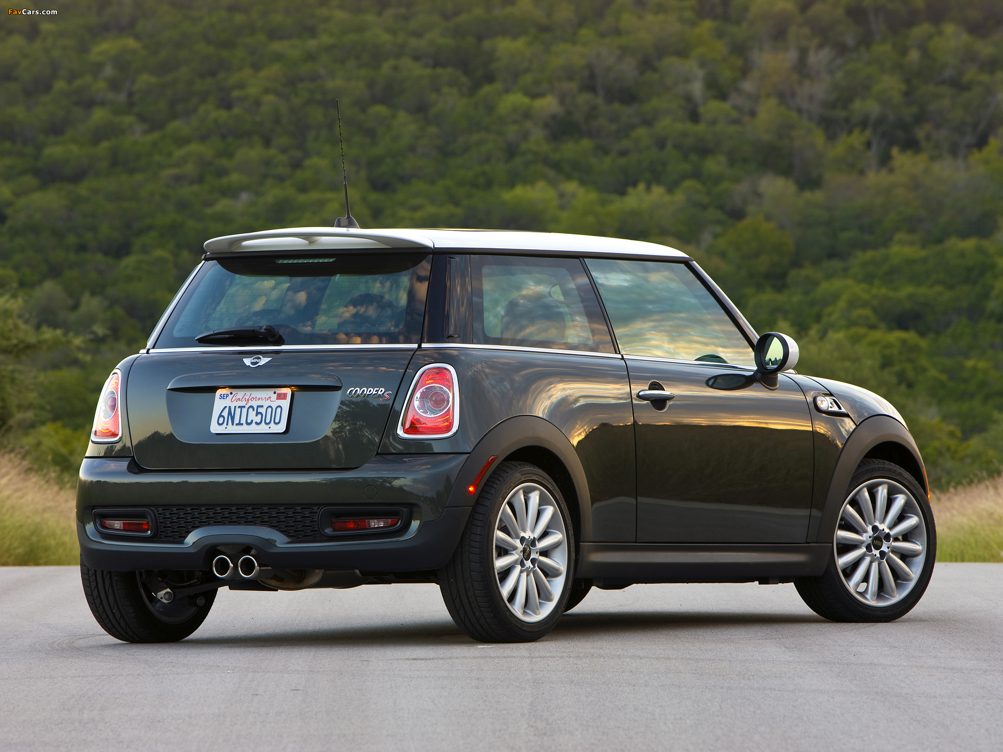 Images of Mini Cooper S US-spec (R56) 2010–14 (2048 x 1536)