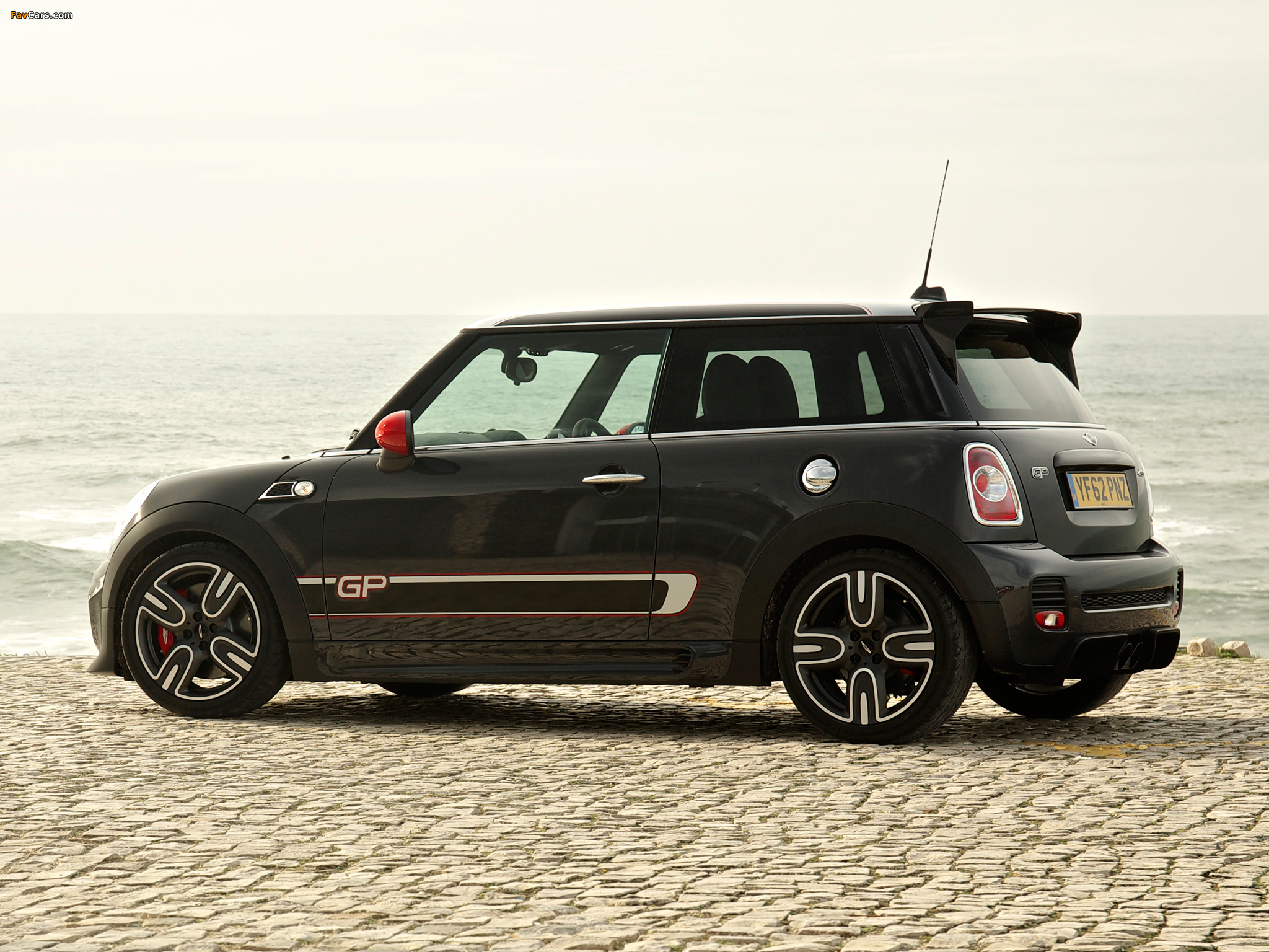 Images of Mini John Cooper Works GP UK-spec (R56) 2012 (2048 x 1536)