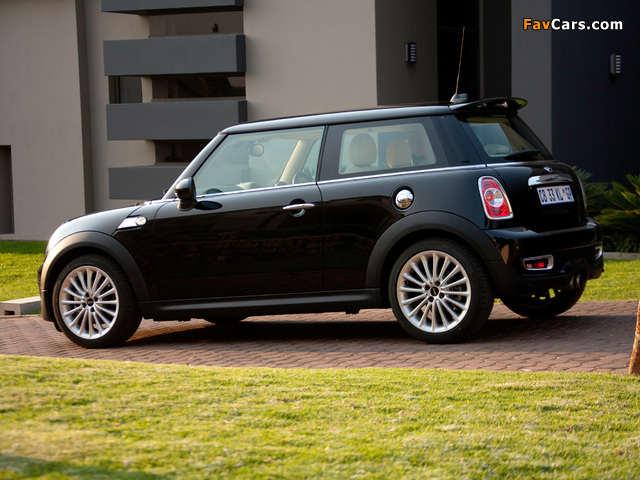 Images of Mini Cooper S Inspired by Goodwood ZA-spec (R56) 2012 (640 x 480)