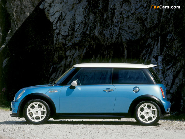 Mini Cooper S (R53) 2001–04 photos (640 x 480)