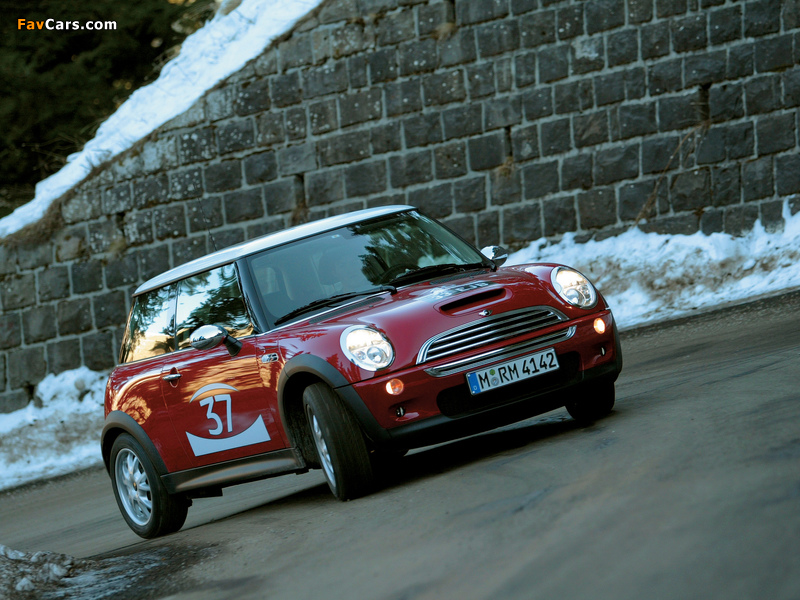 Mini Cooper S (R53) 2004–06 wallpapers (800 x 600)