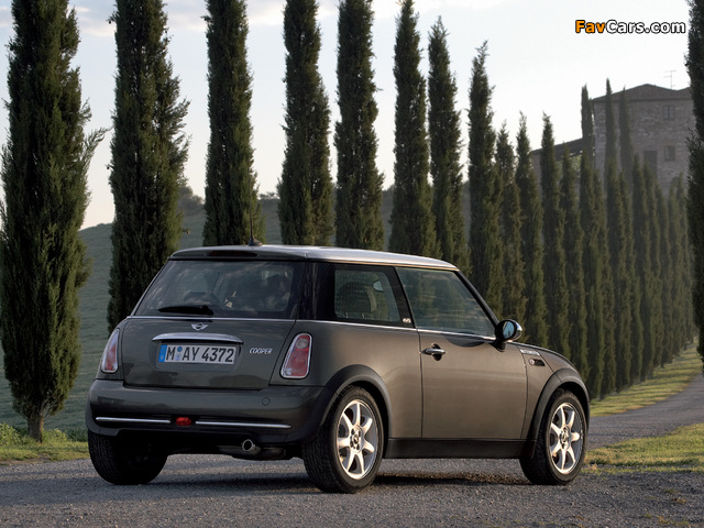 Mini Cooper Park Lane (R50) 2005 wallpapers (640 x 480)