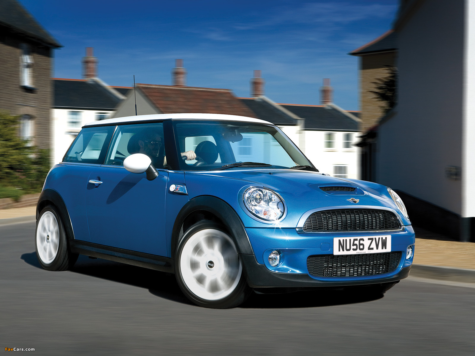 Mini Cooper S UK-spec (R56) 2006–10 photos (1600 x 1200)