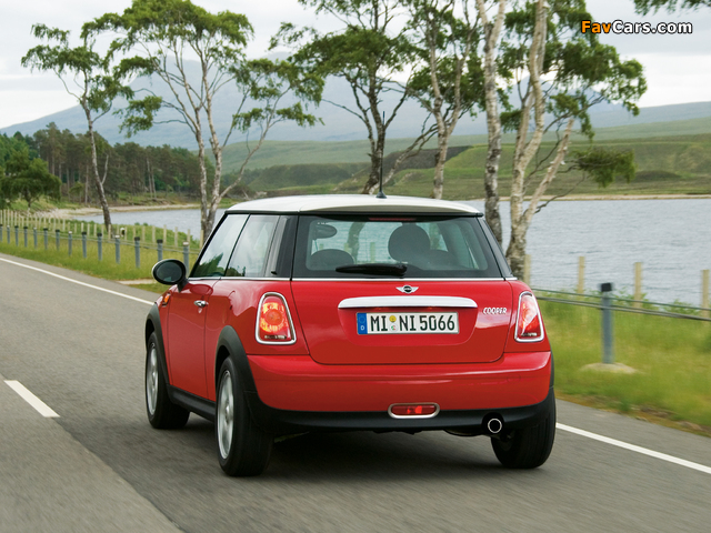 Mini Cooper (R56) 2006–10 photos (640 x 480)