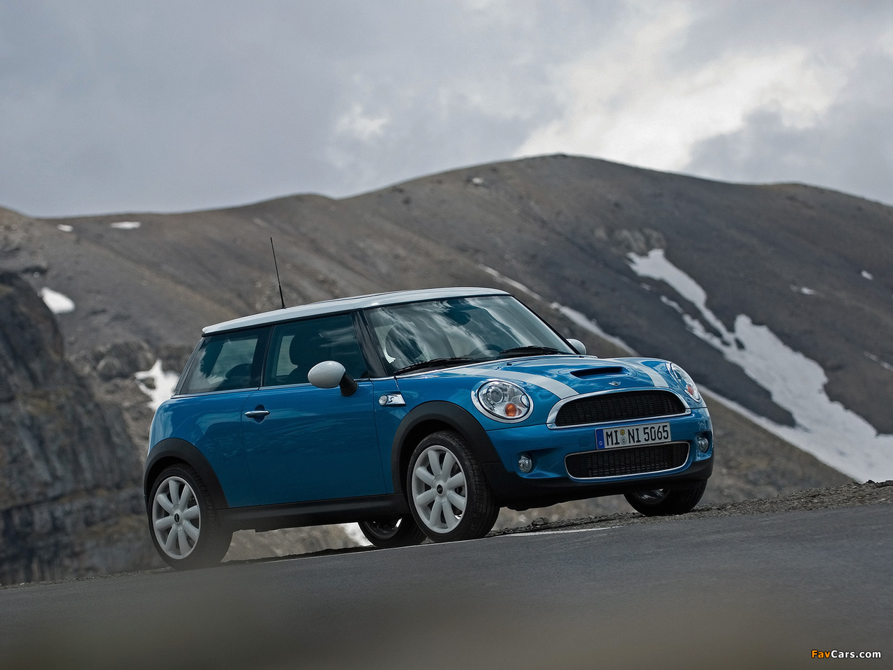 Mini Cooper S (R56) 2006–10 wallpapers (1280 x 960)