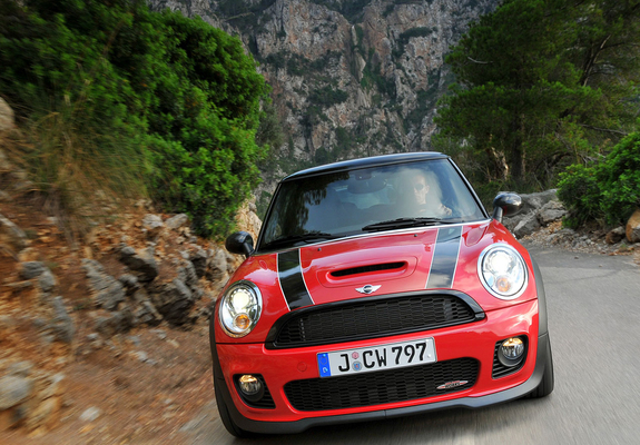 Mini John Cooper Works (R56) 2008–10 images